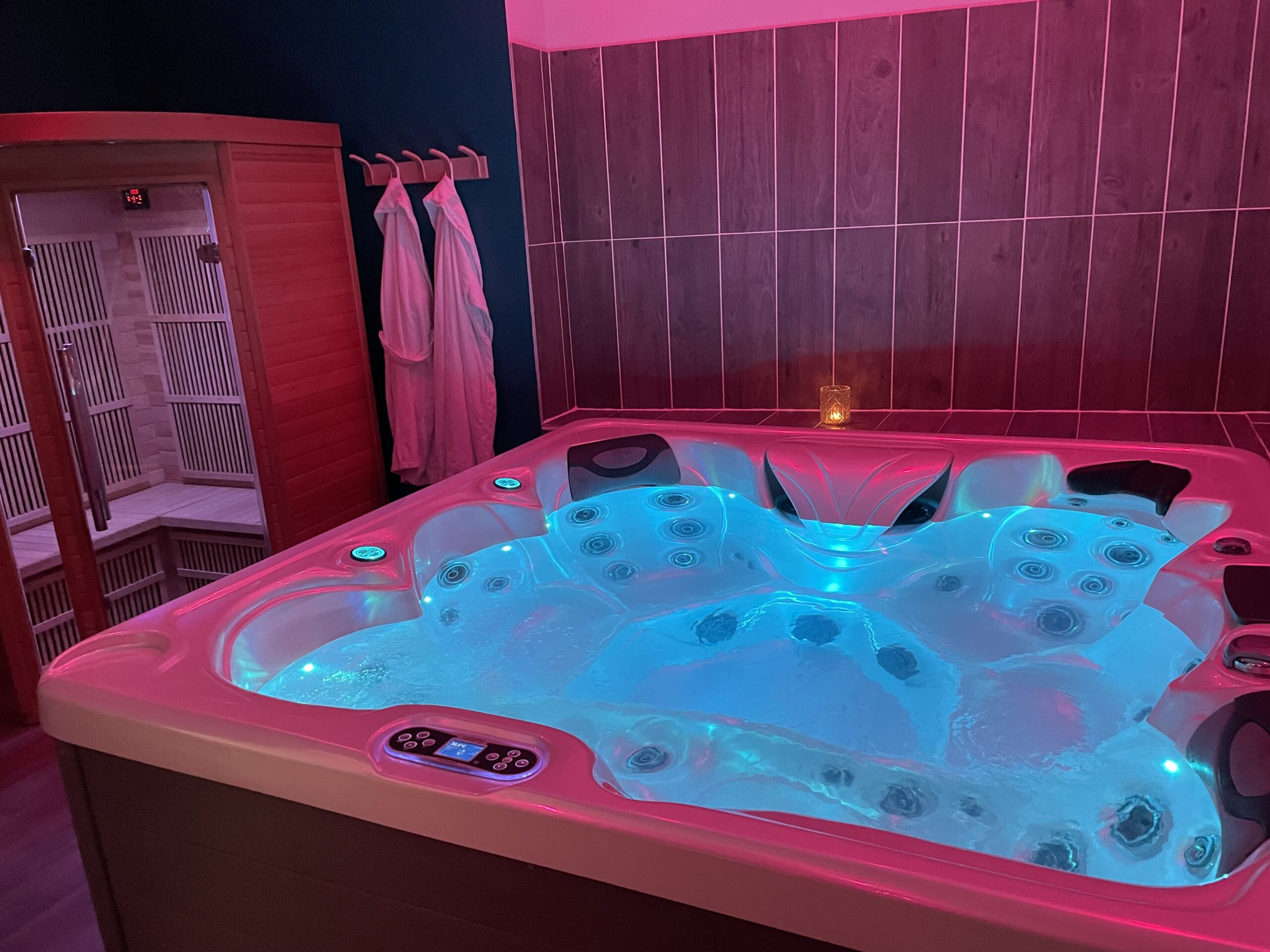 Spa Jacuzzi Sauna privatif Baie de Somme Escale en Baie Suite Gîte Loft